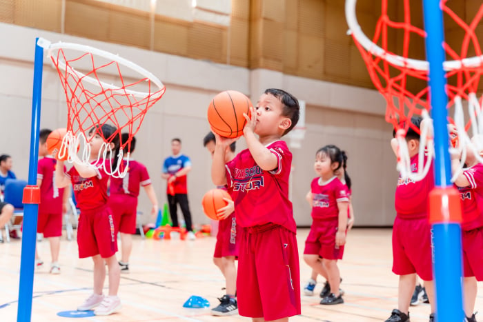 Vinschool chú trọng giáo dục thể chất, khuyến khích trẻ tham gia các môn thể thao để nâng cao sự tự tin