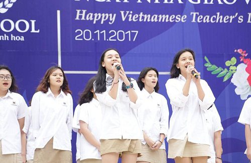 The special meeting on the Vietnamese Teachers’ day (20/11)