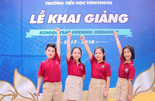 (HN) The beautiful moments of the beginning of term at school (school year 2017 – 2018) – Vinschool Times City Primary, Middle & High school