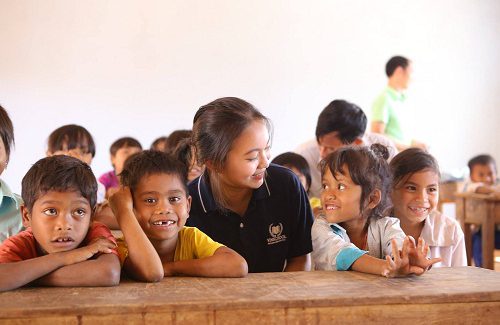 Khánh thành công trình 10 phòng học cho trẻ em nghèo Quảng Trị từ giải chạy EDURUN 2016