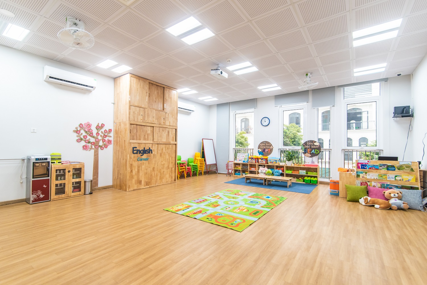 MẦM NON VINSCHOOL STAR CITY