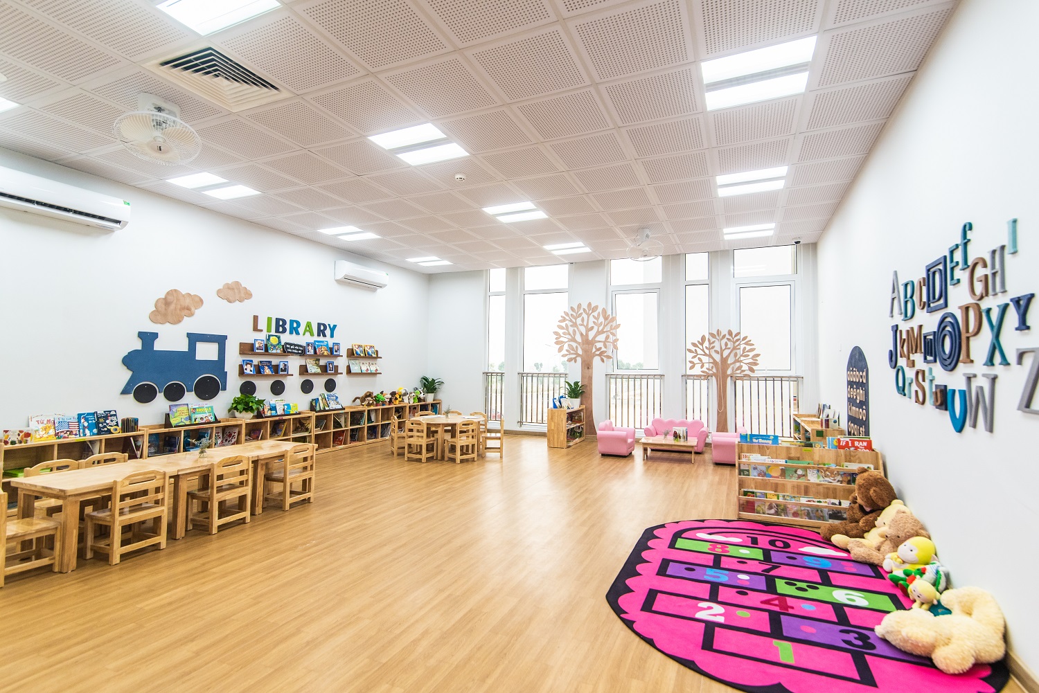 MẦM NON VINSCHOOL STAR CITY
