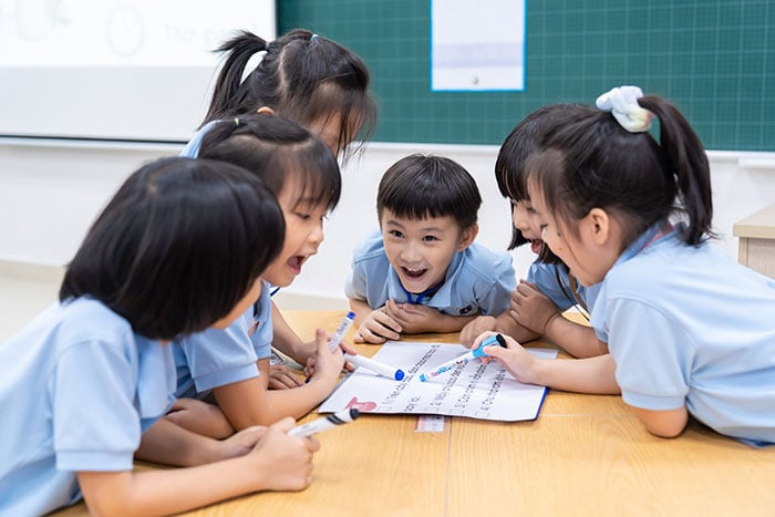 Môn Đạo đức sẽ tạo điều kiện để học sinh lớp 1 phát triển trí tuệ, phẩm chất, nhân cách