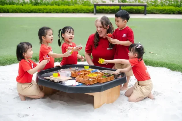 Đội ngũ giáo viên Vinschool là người khơi mở cảm hứng và trao quyền sáng tạo cho trẻ