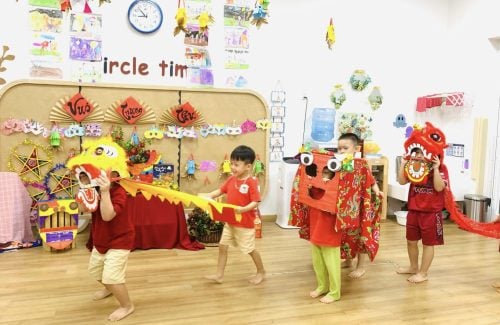 Junior Vinsers Enthusiastically Explore the Traditional Culture of Mid-Autumn Festival
