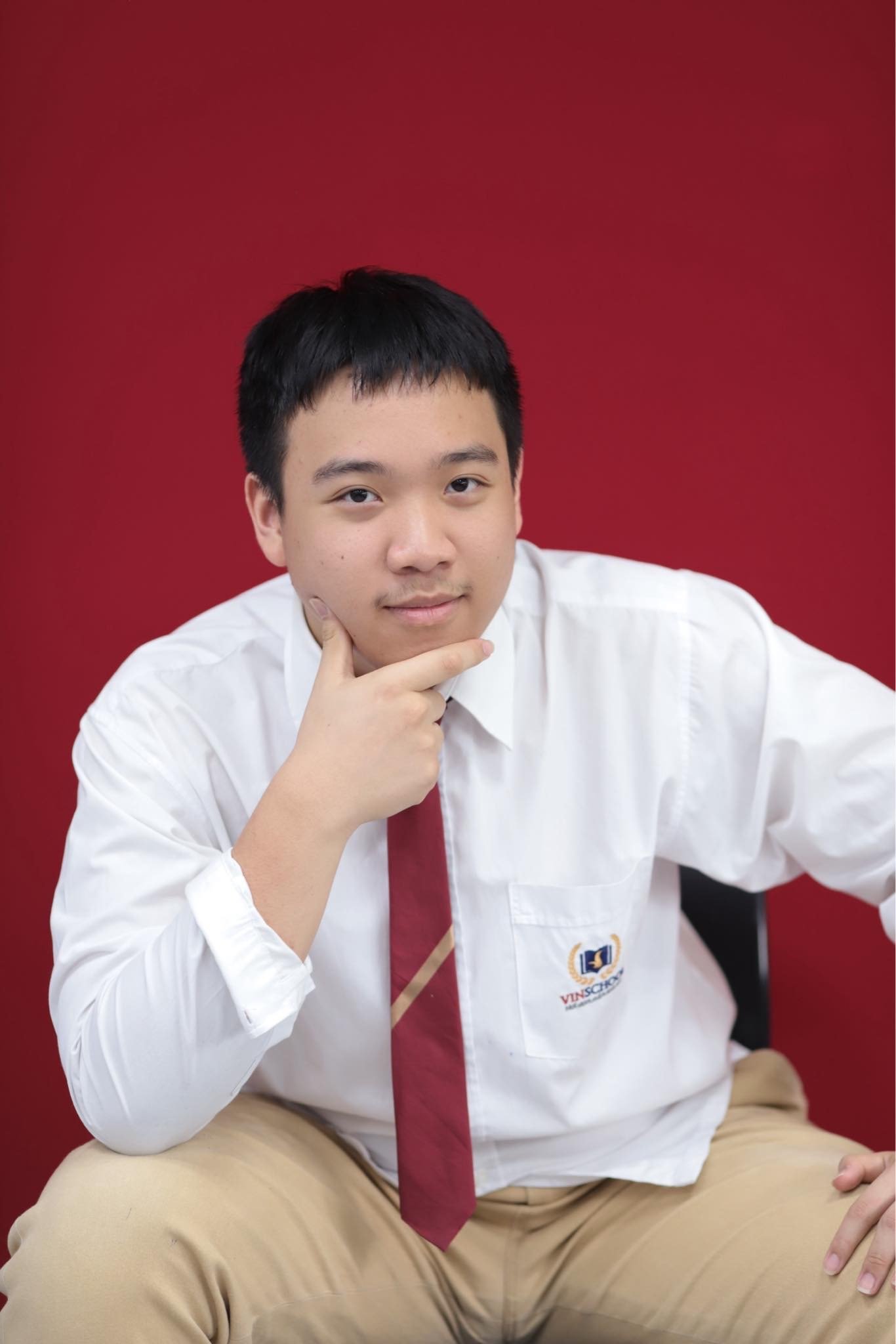 Vinser Lớp 12 Nguyễn Nam Phú xuất sắc giành học bổng toàn phần 5 năm cử nhân – thạc sĩ