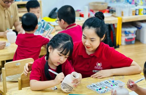 Ceremony of Extracurricular Clubs – A Shining Festival of Talented Vinsers