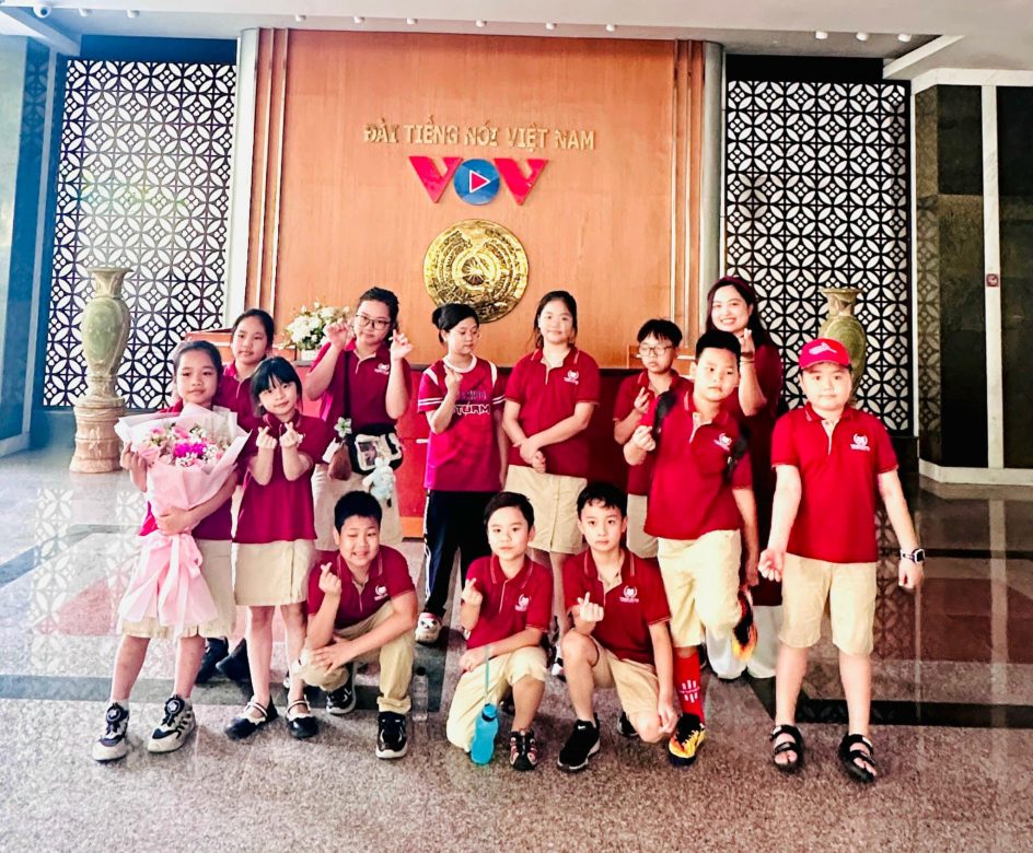 vinschool-the-harmony-primarys-summer-camp-2024-not-just-a-journey-of-discovery-but-also-experiences-and-connections-1