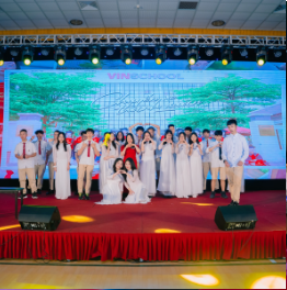 the-graduation-ceremony-for-grades-5-and-9-vinschool-thang-long-4