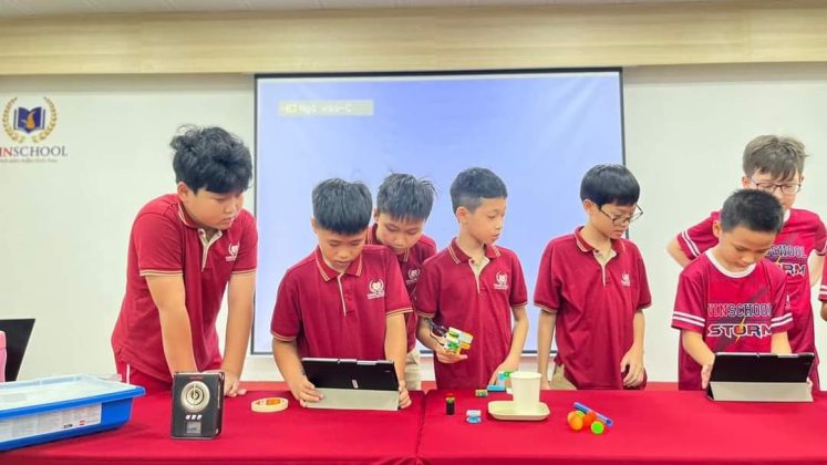 stem-day-hanh-trinh-kham-pha-robotics-tai-vinschool-thang-long-2