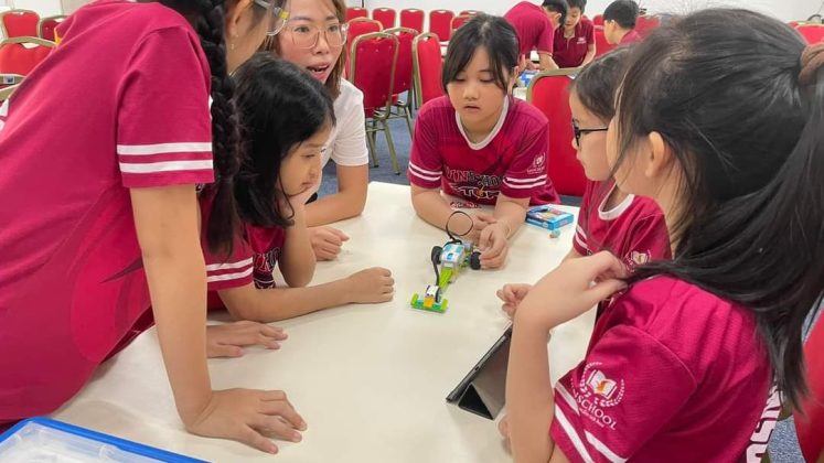 stem-day-hanh-trinh-kham-pha-robotics-tai-vinschool-thang-long-1