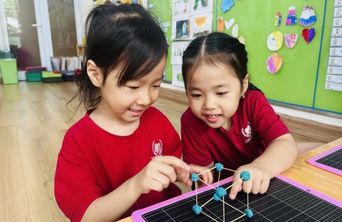 How Do Alvin Students Explore Geometry Through a Math Lesson?