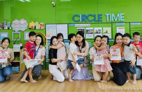 Bé có hẹn với mẹ yêu!- Trường Mầm non Vinschool Vinhomes Riverside