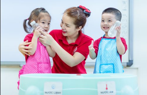 Cùng Bé Khám Phá Cảm Giác Ấm Và Lạnh