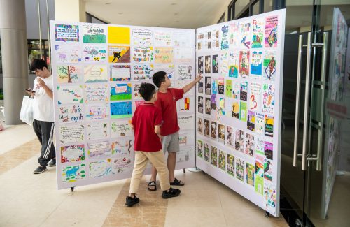 Nhìn lại Tuần lễ sách “Từ cuốn sách nhỏ mở ra thế giới lớn” – Tiểu học Vinschool The Harmony