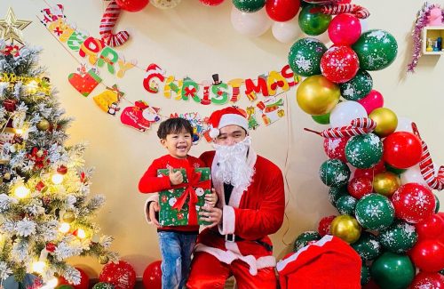The Magic of Christmas: Show & Tell by little Vinsers