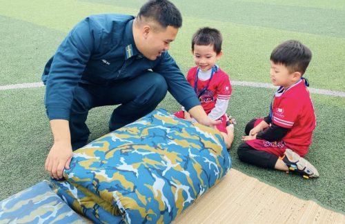 Chuyến thăm quan trải nghiệm tại Doanh trại Quân đội của học sinh khối Pooh và Alvin Trường Mầm non Vinschool Smart City
