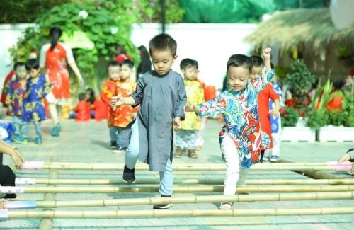 Spring Festival – Traditional Tet Through The Eyes Of Children