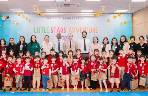 VINSER BỨT PHÁ CÙNG CUỘC THI LITTLE STARS ADVENTURE