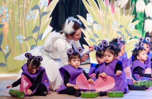 MẦM NON VINSCHOOL METROPOLIS – BẢN HÒA CA “ĐỒNG CỎ XANH ĐÓN TẾT””