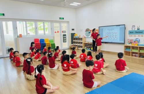 Khám Phá Hoạt Động “Nặng Hay Nhẹ?” – Hành Trình Đo Lường Đầy Thú Vị