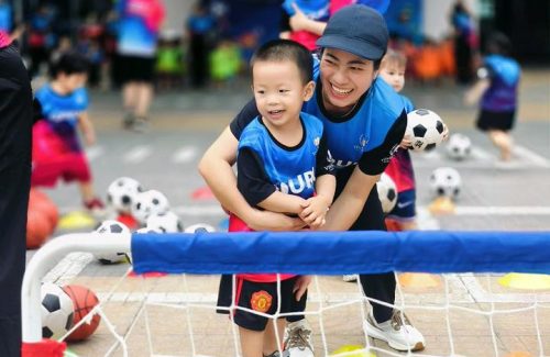 Vinsers nhí khối Bambi – Nemo – Kitty tự tin vượt qua thử thách trong ngày hội “Sports day”