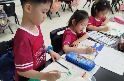Creative Art Club – exploring and developing Vinsers’ artistic talents