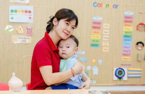 Ngày Đầu Đến Lớp Của Các Bé Luna