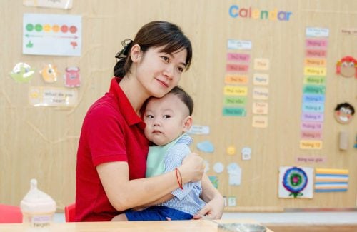 Ngày đầu đến lớp của các em bé Luna (1-2 tuổi): Những bước chân nhỏ bắt đầu hành trình khôn lớn