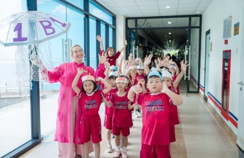 TIỂU HỌC VINSCHOOL THE HARMONY ĐÓN CHÀO NĂM HỌC 2025 – 2026: KHƠI NGUỒN KHÁM PHÁ – NGỜI SÁNG TƯƠNG LAI!