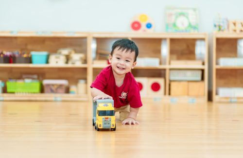 Ngày Đầu Đến Lớp Của Bé Luna