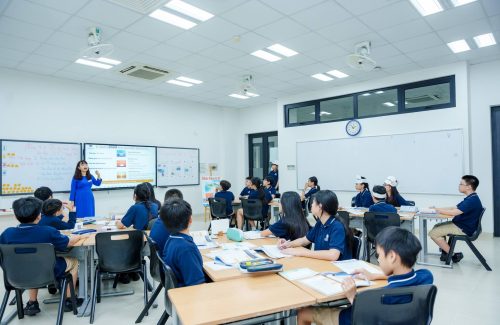 VINNERS SÁNG TẠO KHÔNG GIỚI HẠN TRONG TIẾT NGỮ VĂN CÙNG “TRUYỀN HÌNH THỰC TẾ: CÔ TÔ HÔM NAY”