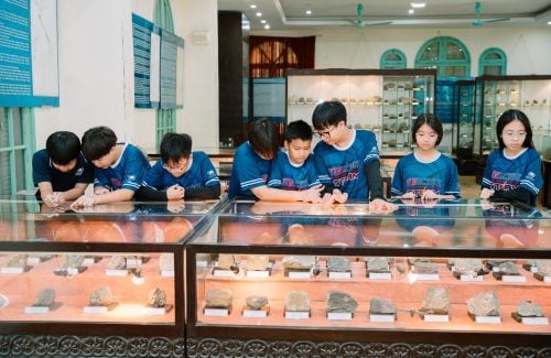CUỘC PHIÊU LƯU KHOA HỌC – VINSER KHỐI 7 TRUNG HỌC VINSCHOOL THE HARMONY BÙNG NỔ CẢM HỨNG KHÁM PHÁ!