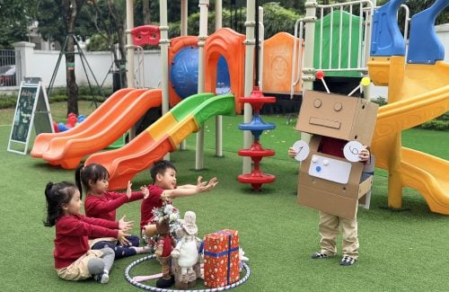 TOÁN “TRONG VÒNG TRÒN” – KHÁM PHÁ HOẠT ĐỘNG NGOÀI TRỜI CÙNG CÁC BẠN NHỎ MIRA