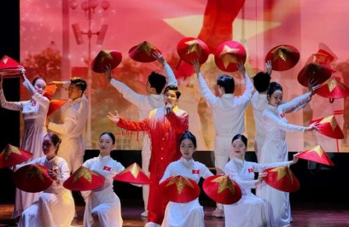 Hành Trình Tỏa Sáng Của Vinser Nam Khánh: Khi Tài Năng Được Nuôi Dưỡng Trong Môi Trường Giáo Dục Toàn Diện
