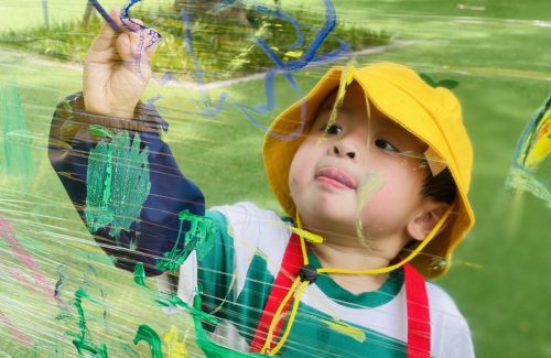 KHÁM PHÁ THẾ GIỚI NGHỆ THUẬT ĐA GIÁC QUAN CÙNG CÁC BÉ TRƯỜNG MẦM NON VINSCHOOL VINHOMES RIVERSIDE